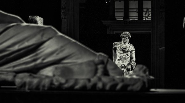 Drone lumineux pour vol nocturne : illuminez vos aventures aériennes